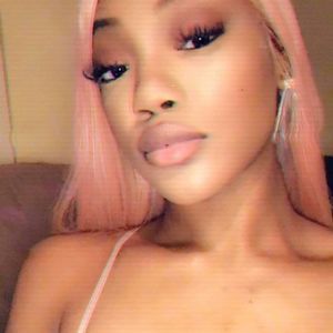 Meet your Posher, Elle